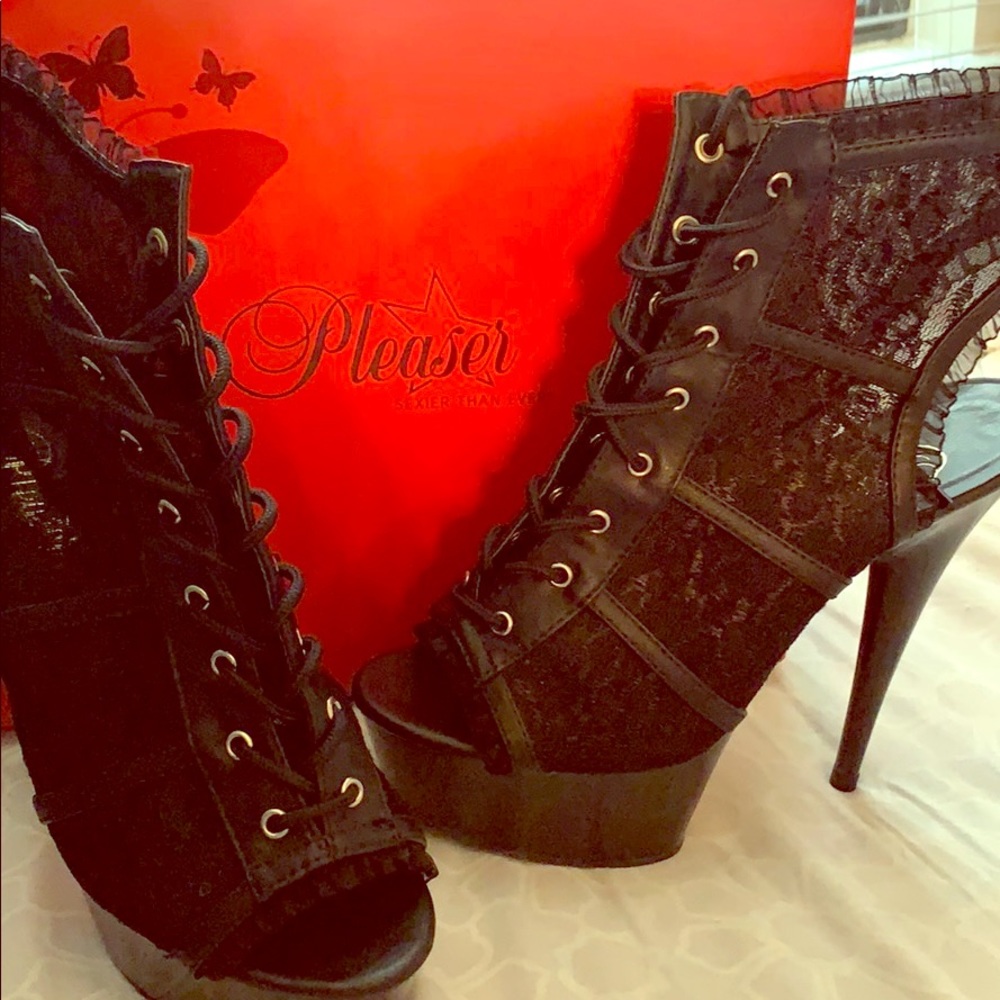 Brand new Pleaser 6” heels